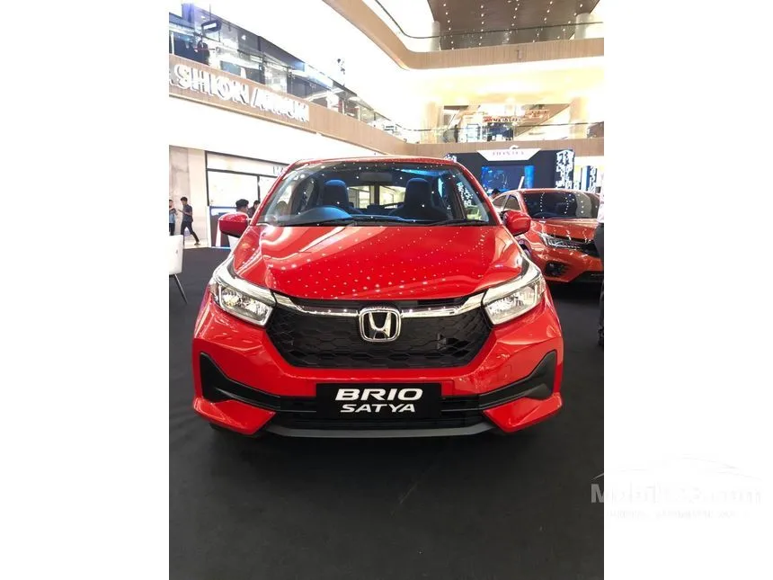 Jual Mobil Honda Brio 2023 E Satya 1.2 di Jawa Timur Automatic Hatchback Merah Rp 183.300.000