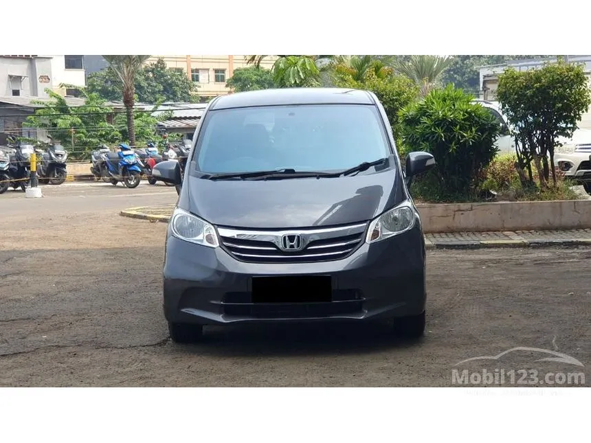 2013 Honda Freed S MPV