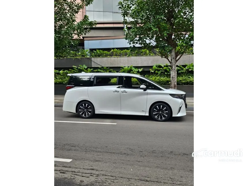 2024 Toyota Alphard HEV (Premium Color) MPV