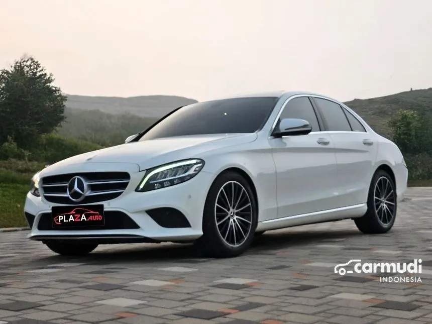 2019 Mercedes-Benz C200 EQ Boost Sedan