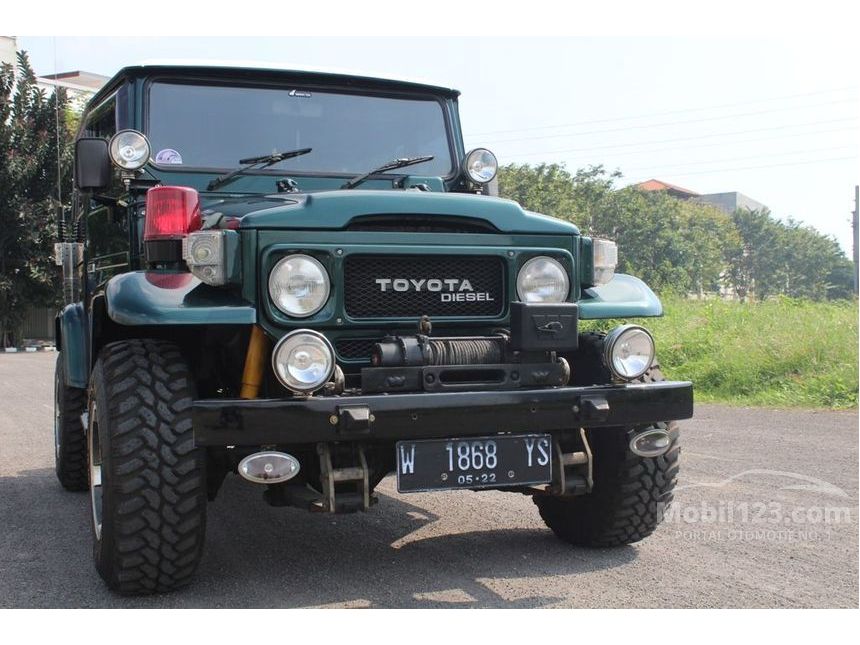 Jual Mobil Toyota Hardtop 1981 3 0 di Jawa Timur Manual 