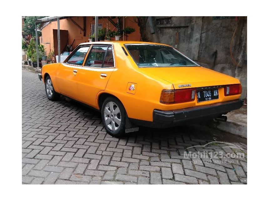 Jual Mobil  Mitsubishi  Galant  1981 2 0 Manual 2 0 di Banten 