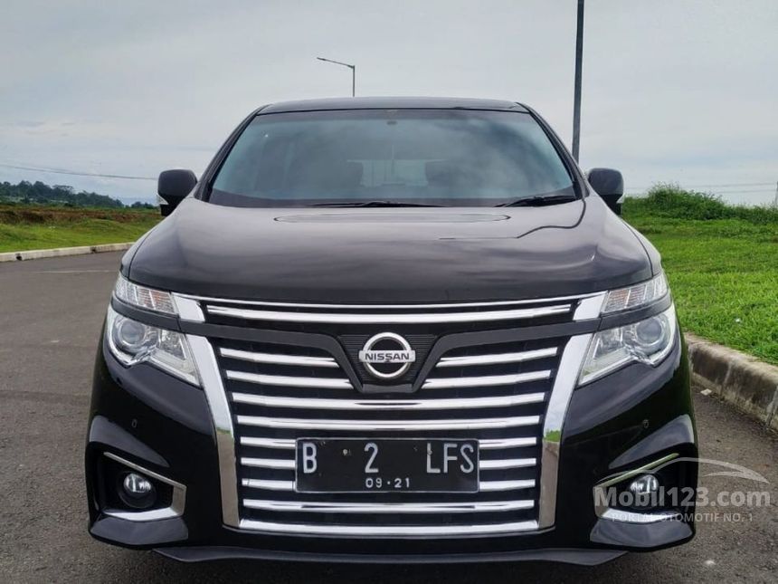 Nissan elgrand 2016