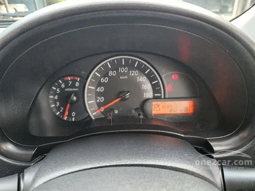 2013 Nissan March E Hatchback