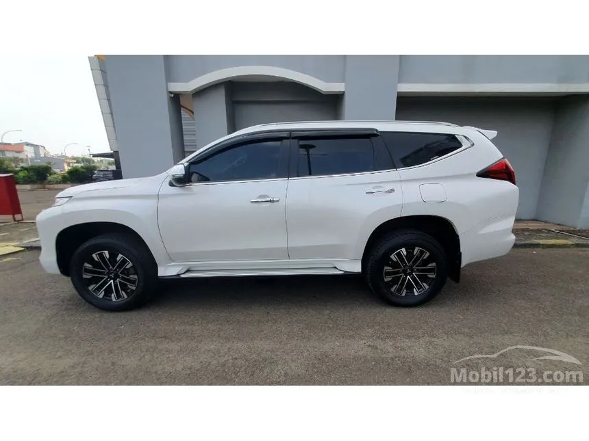 2023 Mitsubishi Pajero Sport Dakar 4x2 SUV