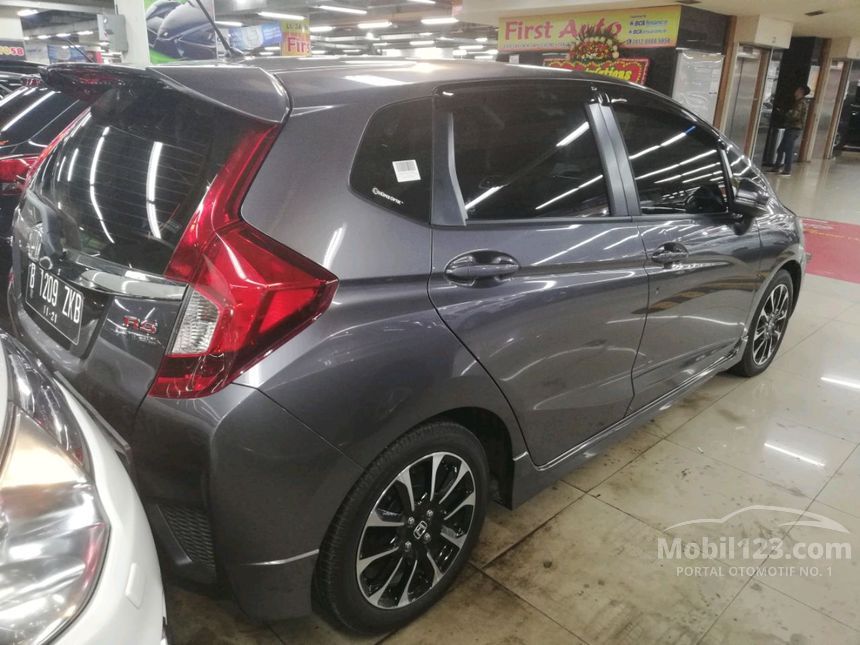 Jual Mobil Honda Jazz 2016 RS 1.5 di DKI Jakarta Automatic 