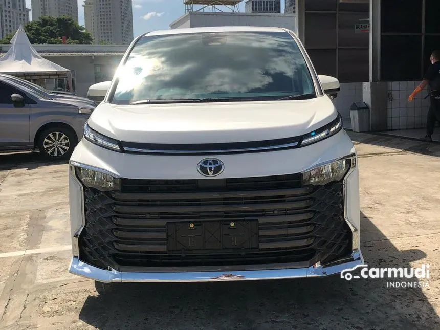 2024 Toyota Voxy Van Wagon