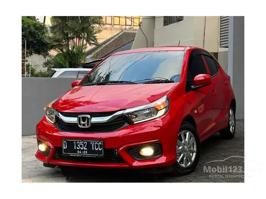 Jual Mobil Honda Brio 2020 Satya E 1.2 di Jawa Barat Automatic Hatchback Merah Rp 179.000.000