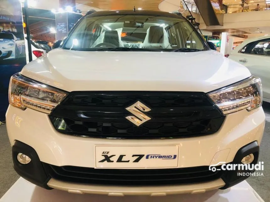 2025 Suzuki XL7 Alpha Hybrid (Two Tone) SUV