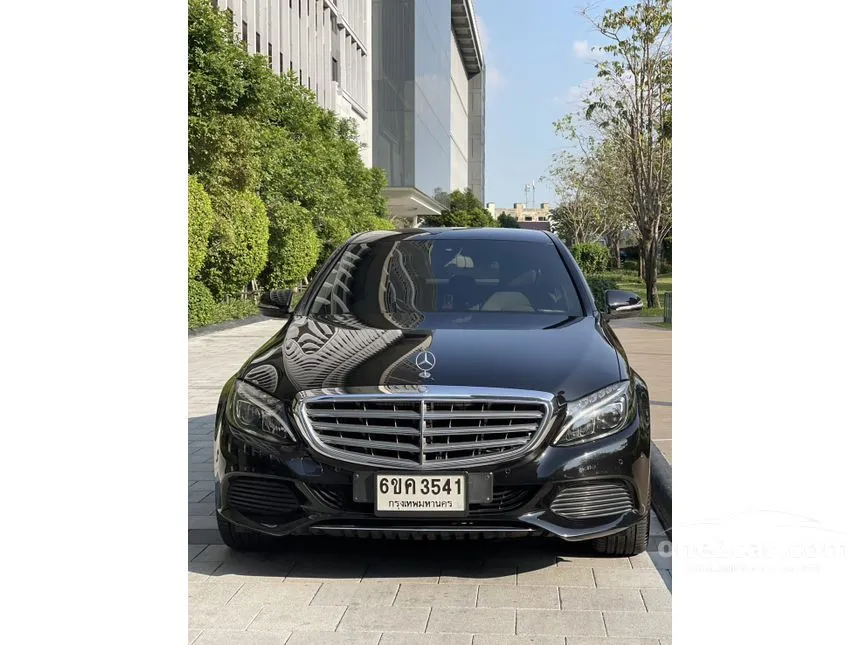 2014 Mercedes-Benz C180 Avantgarde Sedan