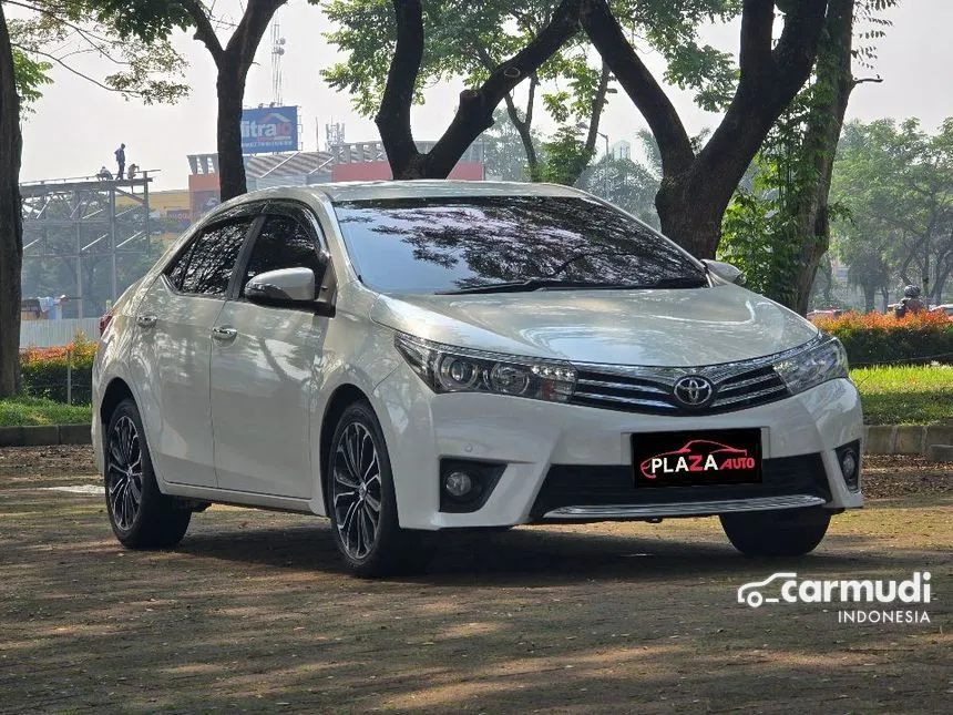 2015 Toyota Corolla Altis V Sedan