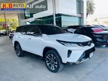 2023 Toyota FORTUNER 2.4 (ปี 15-25) Legender 4WD SUV