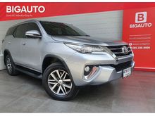 2016 Toyota Fortuner 2.8 (ปี 15-18) V 4WD Wagon AT