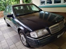 1993 Mercedes-Benz C220 2.2 Elegance Sedan