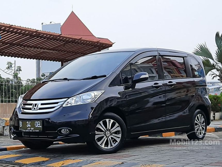 Honda freed 2015