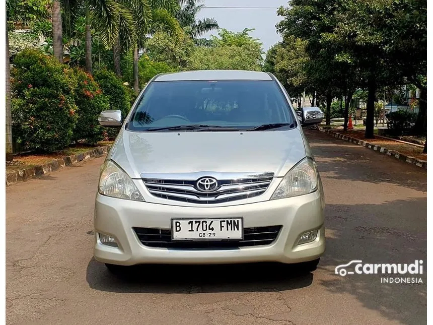 2010 Toyota Kijang Innova V Luxury MPV