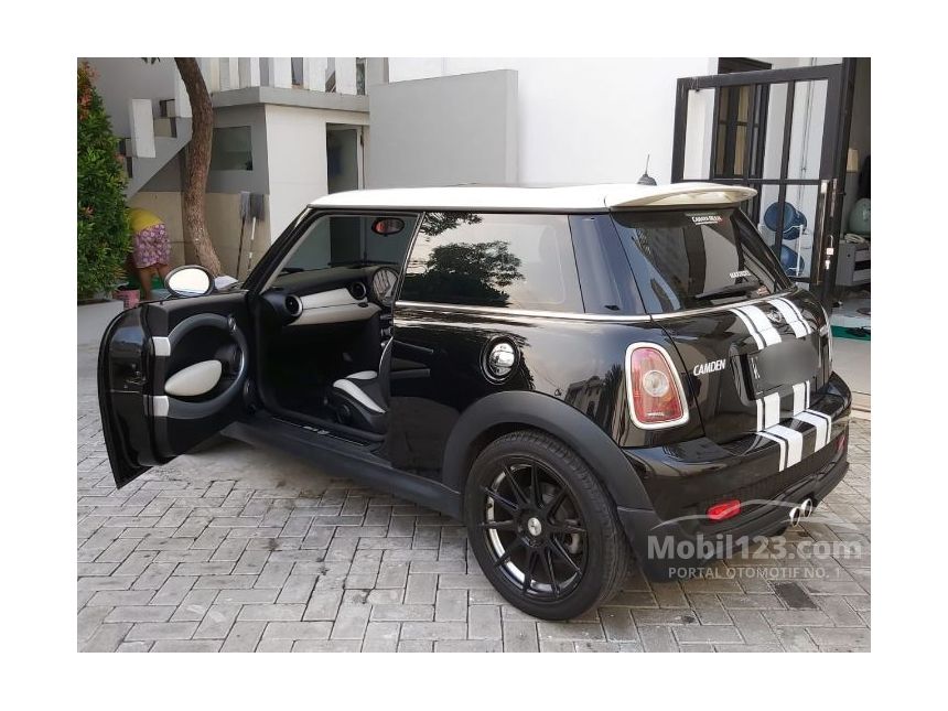 Jual Mobil MINI Cooper 2010 S 1.6 di Jawa Timur Automatic ...