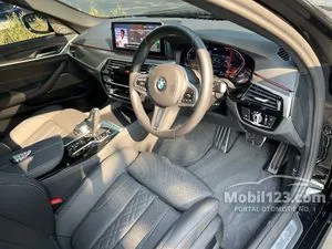 2023 BMW 520i 2.0 M Sport Sedan