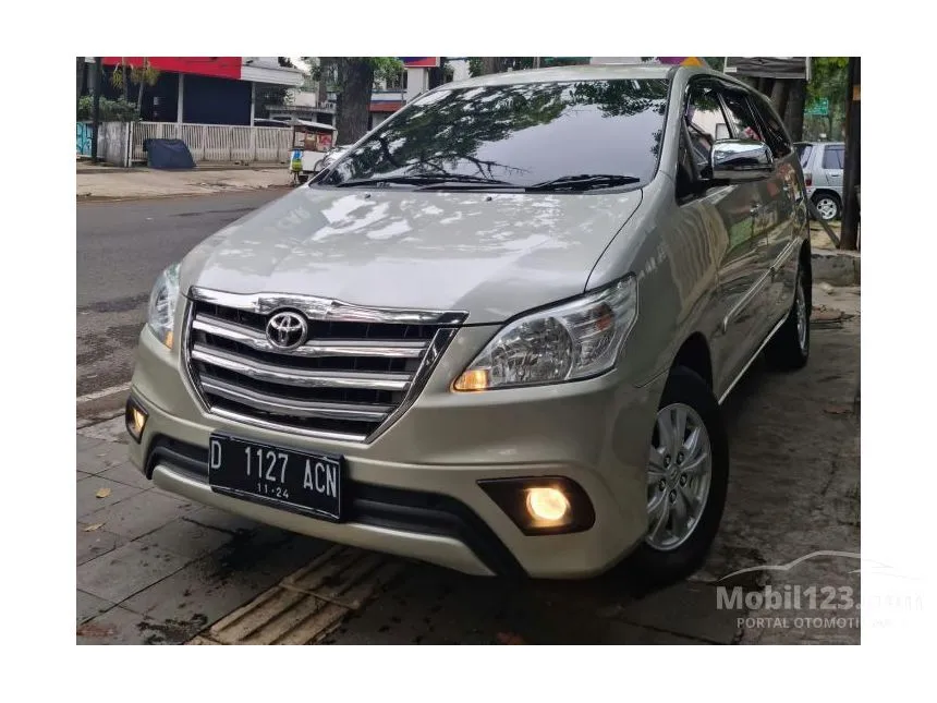 Jual Mobil Toyota Kijang Innova 2014 G 2.5 di Jawa Barat Automatic MPV Silver Rp 245.000.000