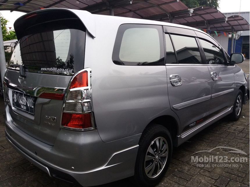 Jual Mobil  Toyota Kijang Innova  2021  V  Luxury  2 0 di DKI 