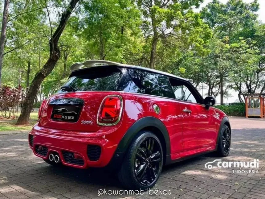 2017 MINI Cooper S Red Hot Hatchback