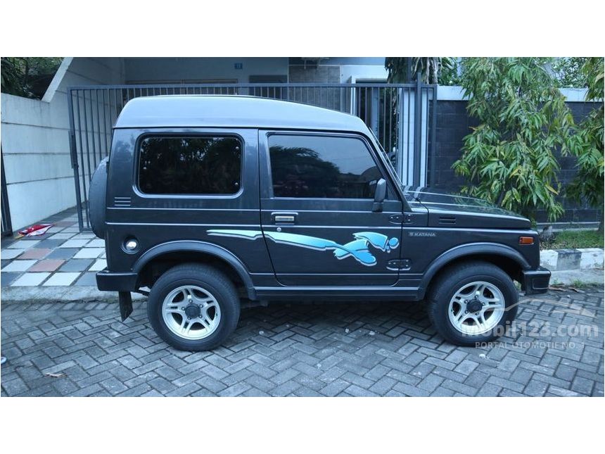 Jual Mobil Suzuki Katana 2004 1.0 di Jawa Timur Manual 