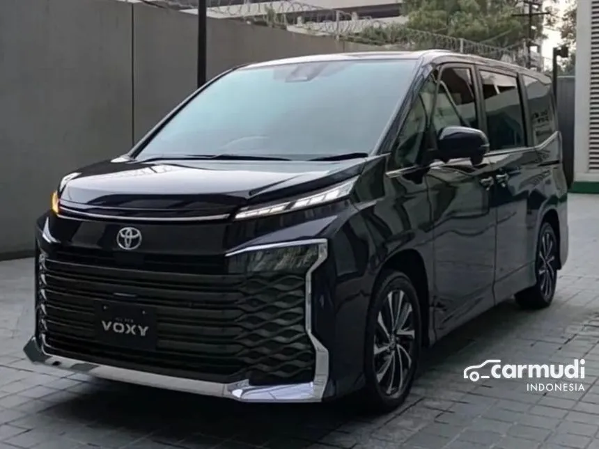 2024 Toyota Voxy Van Wagon