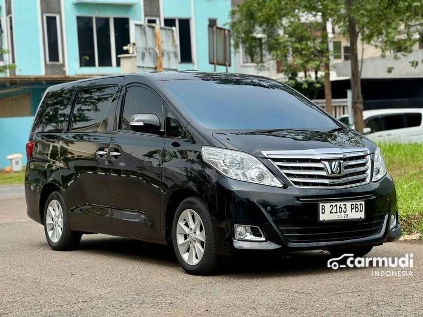 2013 Toyota Alphard G MPV