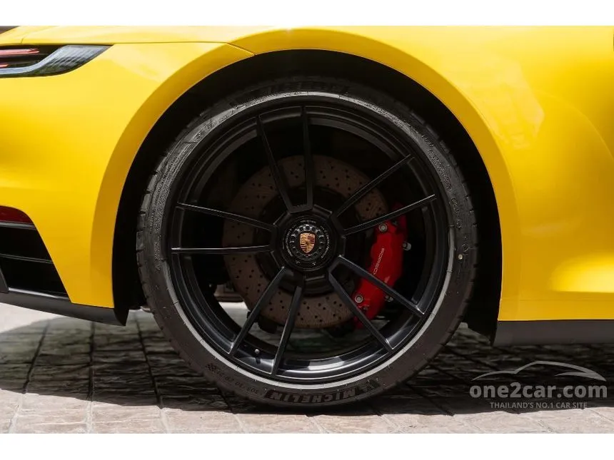 2024 Porsche 911 Carrera GTS Coupe