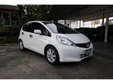 2012 Honda Jazz 1.5 (ปี 08-14) S i-VTEC Hatchback AT