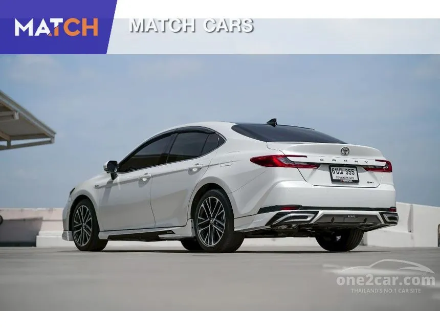 2025 Toyota CAMRY HEV Premium Luxury Sedan