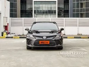 2022 Toyota Camry 2.5 V Sedan