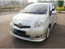 Yaris s limited 2011 silver metalik