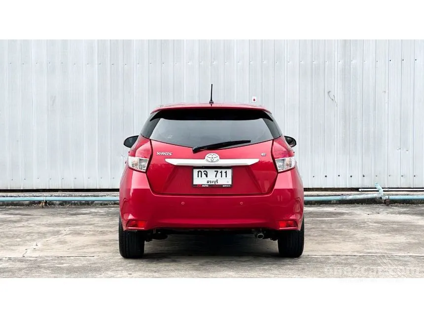 2017 Toyota YARIS E Hatchback
