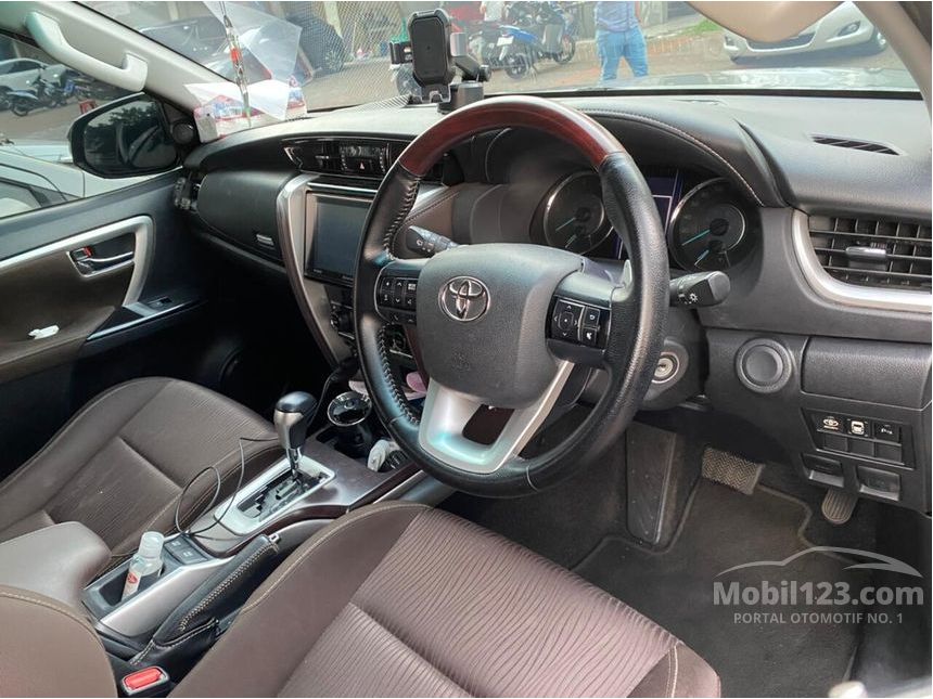 2016 Toyota Fortuner G 4X4 SUV