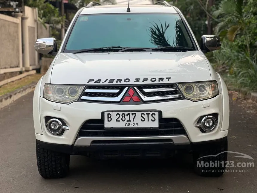 Jual Mobil Mitsubishi Pajero Sport 2014 V6 3.0 di Jawa Barat Automatic SUV Putih Rp 215.000.000