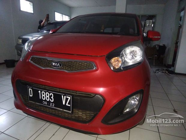 KIA Mobil  bekas  dijual  di Jawa  barat  Indonesia Dari 80  