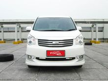 Toyota Nav1 2.0 V Lux AT 2014 Putih - Plat Ganjil - Km 37ribuan - Terawat- Service Record - TDP 34 JUTA SAJA - BEST DEAL