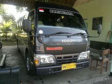 Dijual 2013 Isuzu Elf 2.8 2.8 Manual Minibus