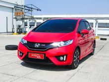 Honda Jazz RS Cvt AT 2017 Merah TV Floating Tangan Pertama dari baru Terawat Record TDP 40 JUTA SIAP NEGO