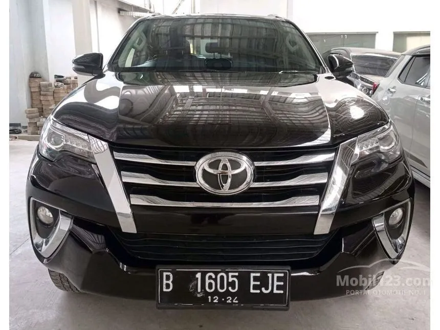 Jual Mobil Toyota Fortuner 2019 G 2.4 di Banten Automatic SUV Hitam Rp 369.900.000