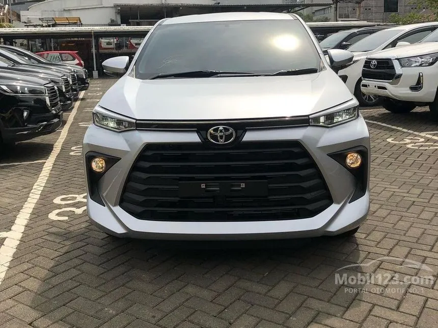 Jual Mobil Toyota Avanza 2024 G 1.5 di Lampung Automatic MPV Silver Rp 246.500.000