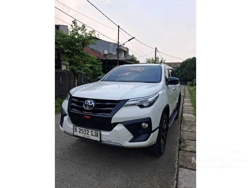 2019 Toyota Fortuner VRZ TRD 4X2 SUV