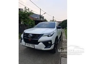 2019 Toyota Fortuner 2.4 VRZ TRD 4X2 SUV