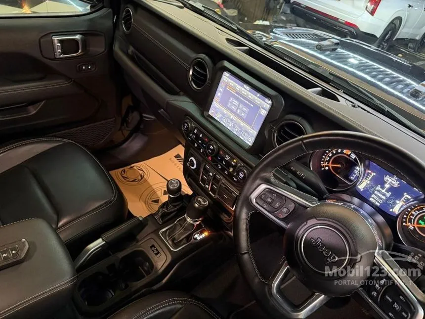 2021 Jeep Wrangler Sahara Unlimited 4 Door SUV