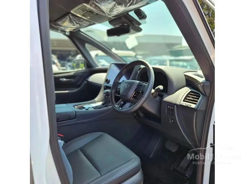 2024 Toyota Alphard HEV Modelista MPV