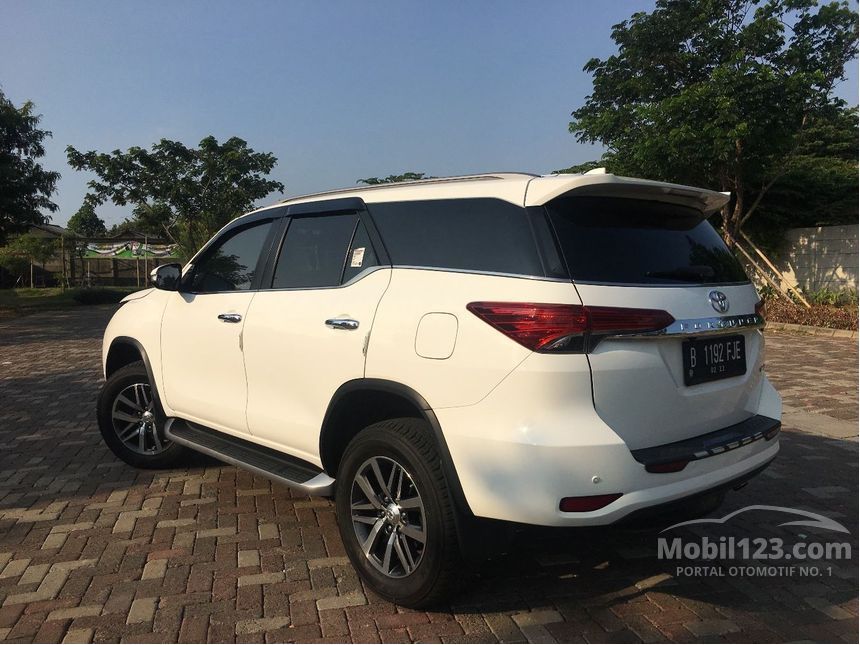 Jual Mobil Toyota Fortuner 2017 VRZ 2.4 di Jawa Barat 