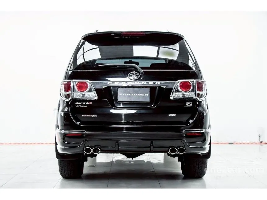 2012 Toyota FORTUNER V SUV